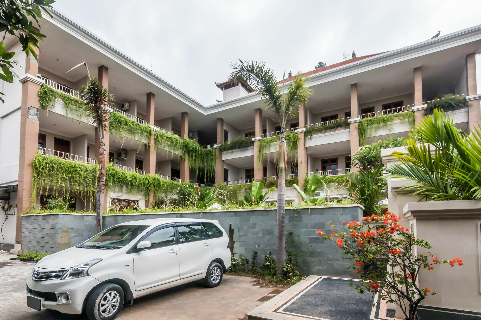 Zen Rooms Basic Kuta Kubu Anyar エクステリア 写真